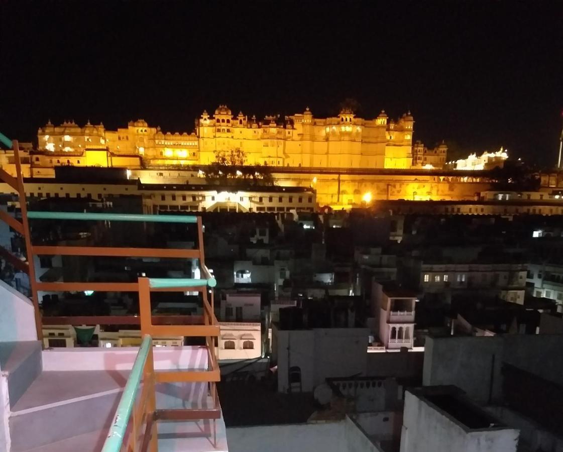 City And Palace View Guest House Udaipur Exterior photo